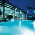 Freizeitbad Arobella Außenbecken abends
