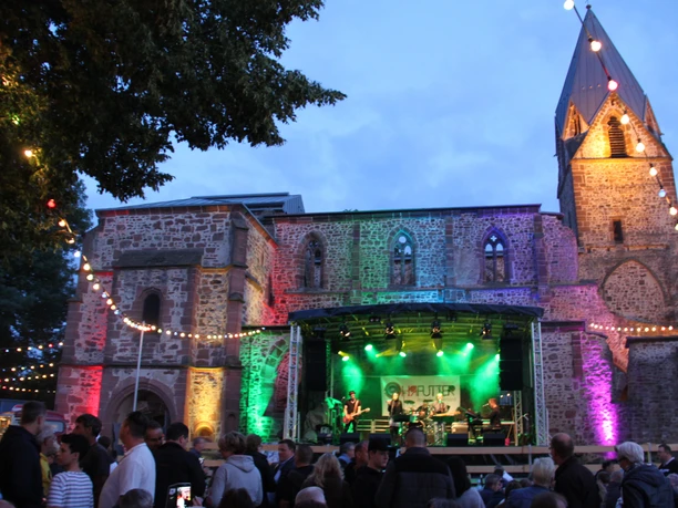 Totenkirche_Weindorf_JB