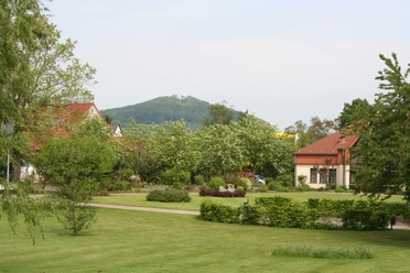 Haus des Gastes Naumburg mit Weidelsburg