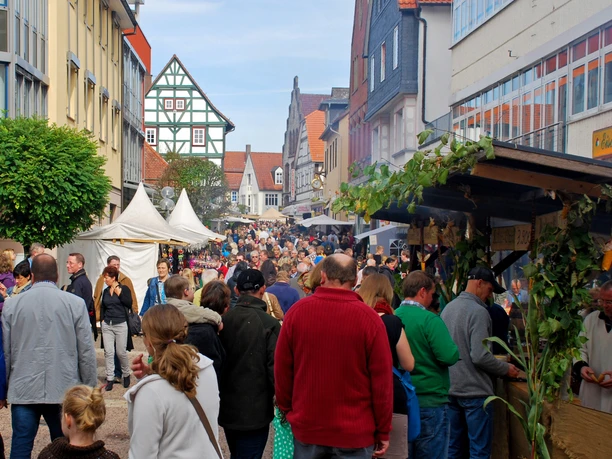 Fußgängerzone-Mittelalterlicher Markt