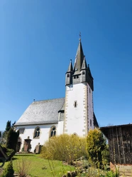 Kirche in Nausis einem Stadtteil von Neukirchen Knüll