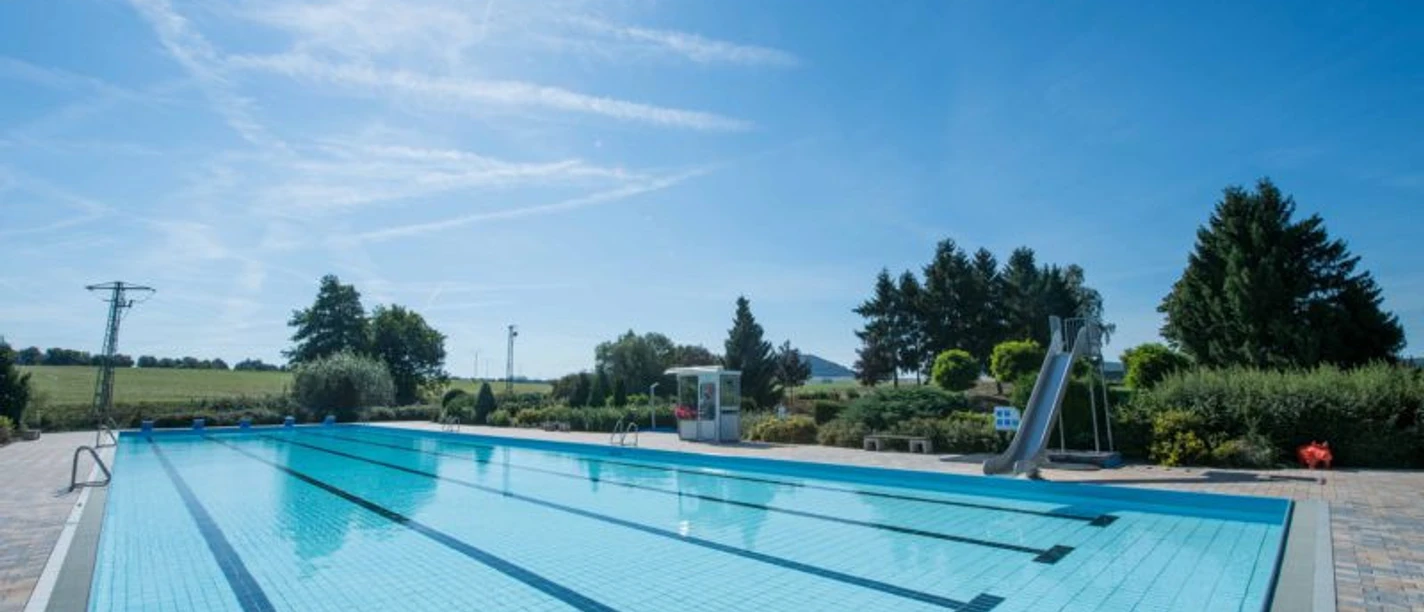 Freibad Edermuende Holzhausen