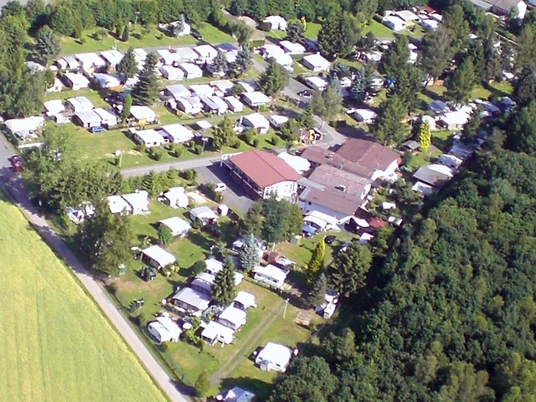 Ferienanlage Erzeberg Bick von oben auf das Gelände