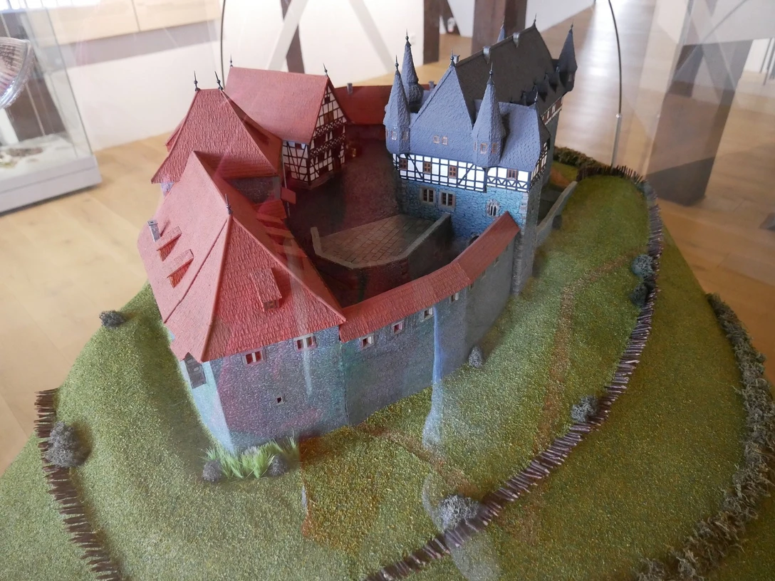Modell der Hohenburg