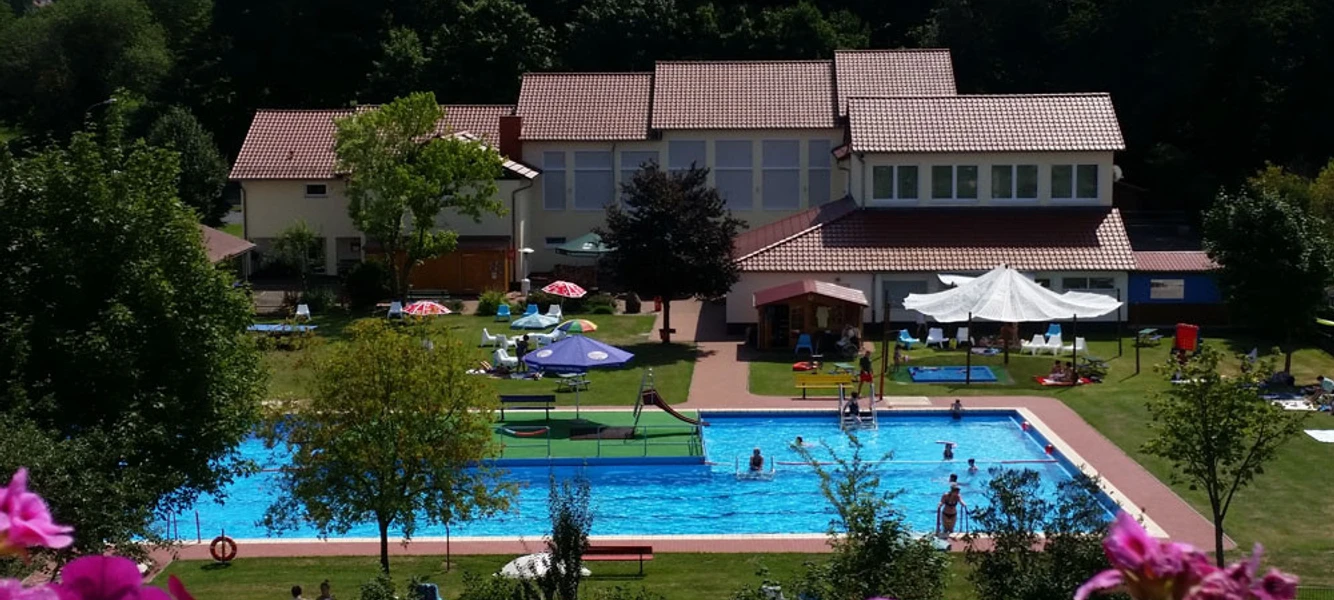Schwimmbad Ottrau