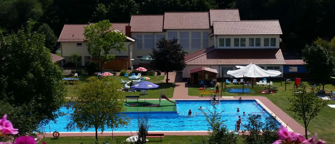 Schwimmbad Ottrau