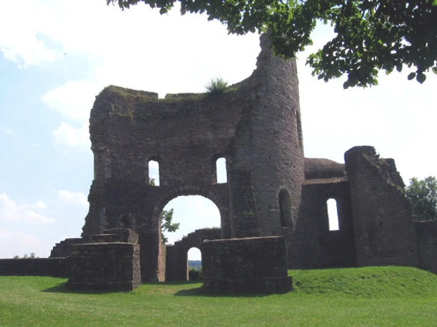 Die Krukenburg bei Helmarshausen