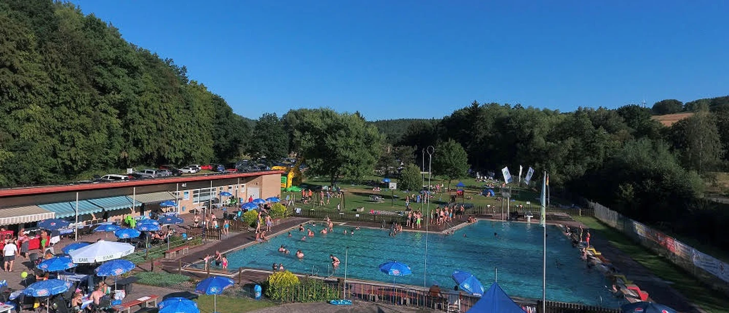 Freibad Knüllwald-Rengshausen
