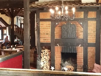 Restaurant der Grischäfer Gastraum
