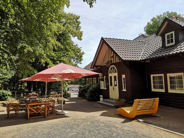 Burghotel Heiligenberg mit Außenterrasse