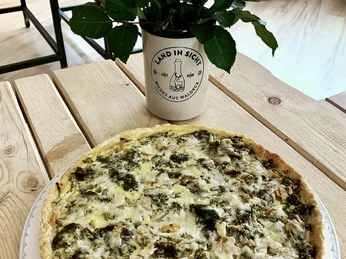 Land In Sicht Mittagstisch