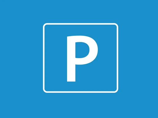 Parkplatz / Parkhaus