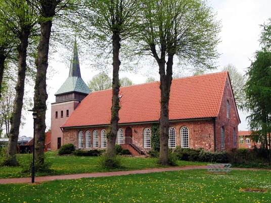 St._Kirche_Hechthausen_Osteland_BR_SG_Hemmoor.jpg
