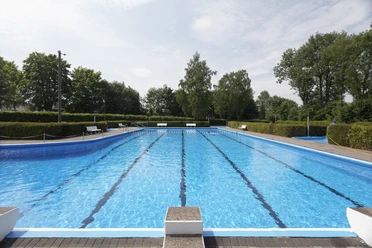 Freibad Alverdissen CC BY-SA - LTM.jpg
