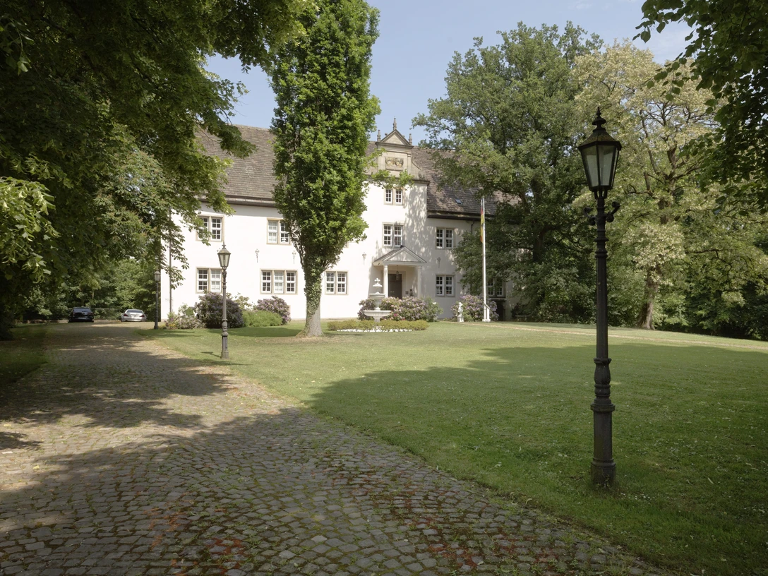 Schloss Alverdissen CC BY-SA - LTM.jpg
