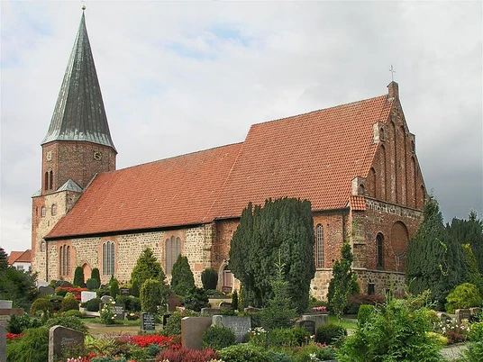 Dorum Kirche.jpg