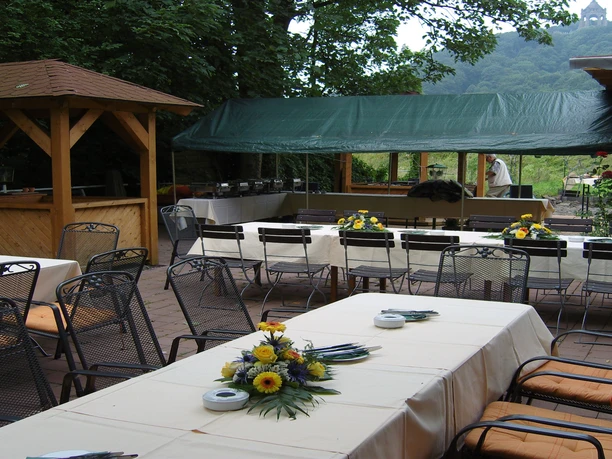 Gasthaus Zur Alten Fähre Terrasse Gasthaus Zur Alten Fähre Terrasse