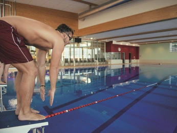 Sportbecken in der Sylter Welle mit Startblock