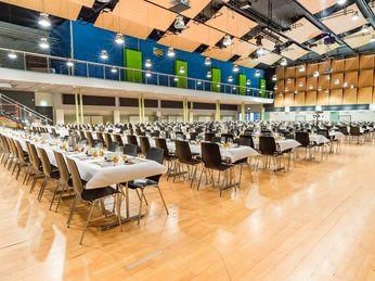 Simplonhalle Innen-2.jpg