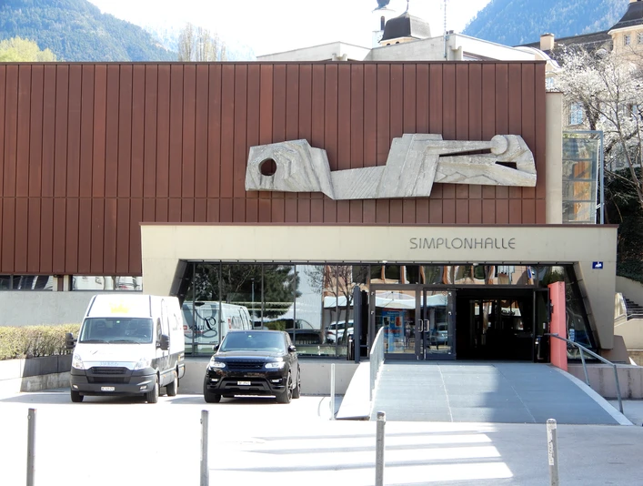 Simplonhalle Aussenansicht.JPG