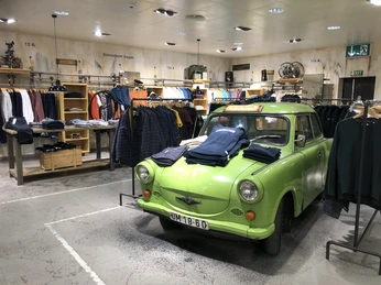 Bayard Innenansicht-2.jpg