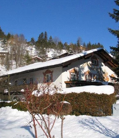 Haus im Winter