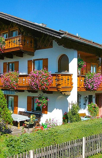 Gästehaus Steinrösl im Sommer