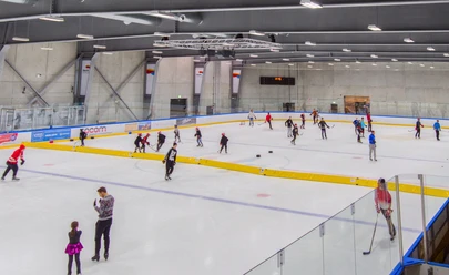 iischi arena Eisfeld 1.jpg