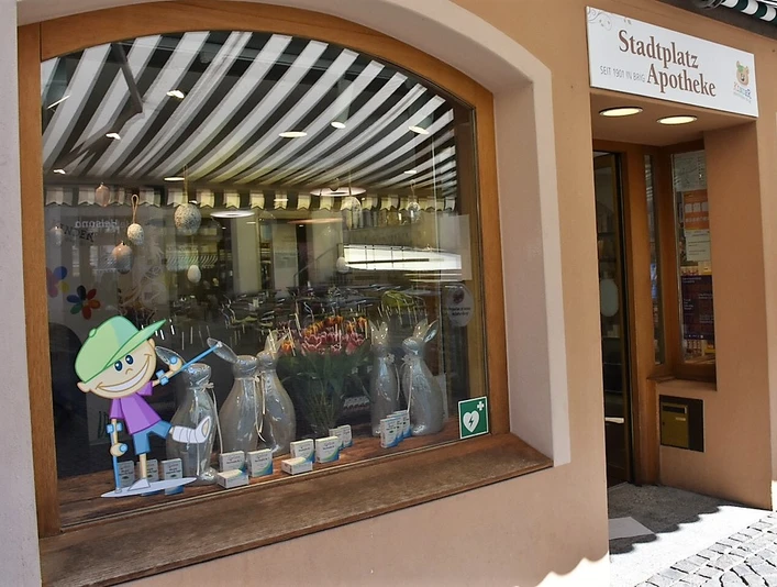 Stadtplatzapotheke Aussenansicht.jpeg