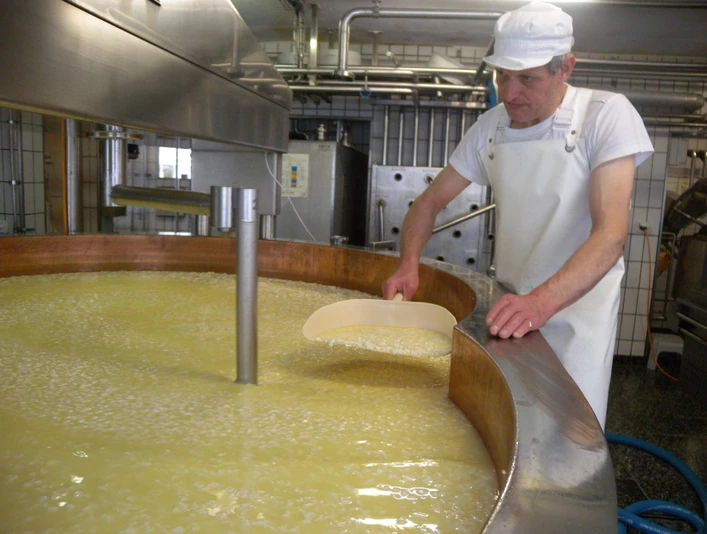 Sennerei Simplon 2.jpeg