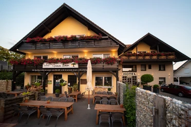 Hotel Zum Grünen Baum | Hausansicht
