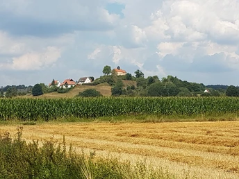 Schwalm Kapelle Schönberg im Spätsommer