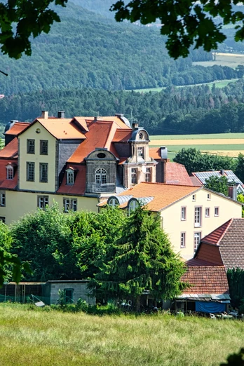 Blick auf das Schloss Riede