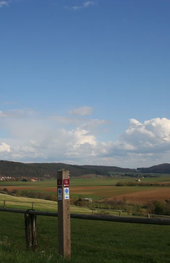 Blick ins Elbetal Richtung Naumburg Elbenberg