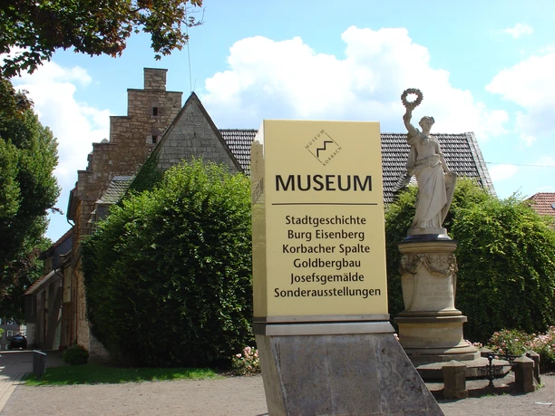 Museum mit Waldecchia