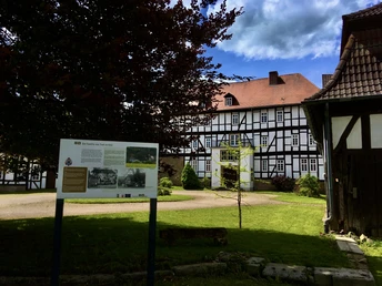 Herrenhaus, Anwesen der Familie von Tott zu Solz