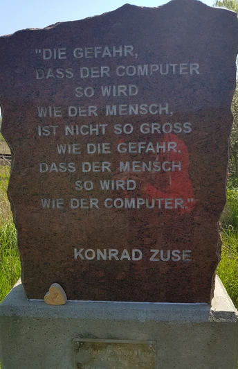 "Sprachschätze" Skulptur 2 am Ars Natura