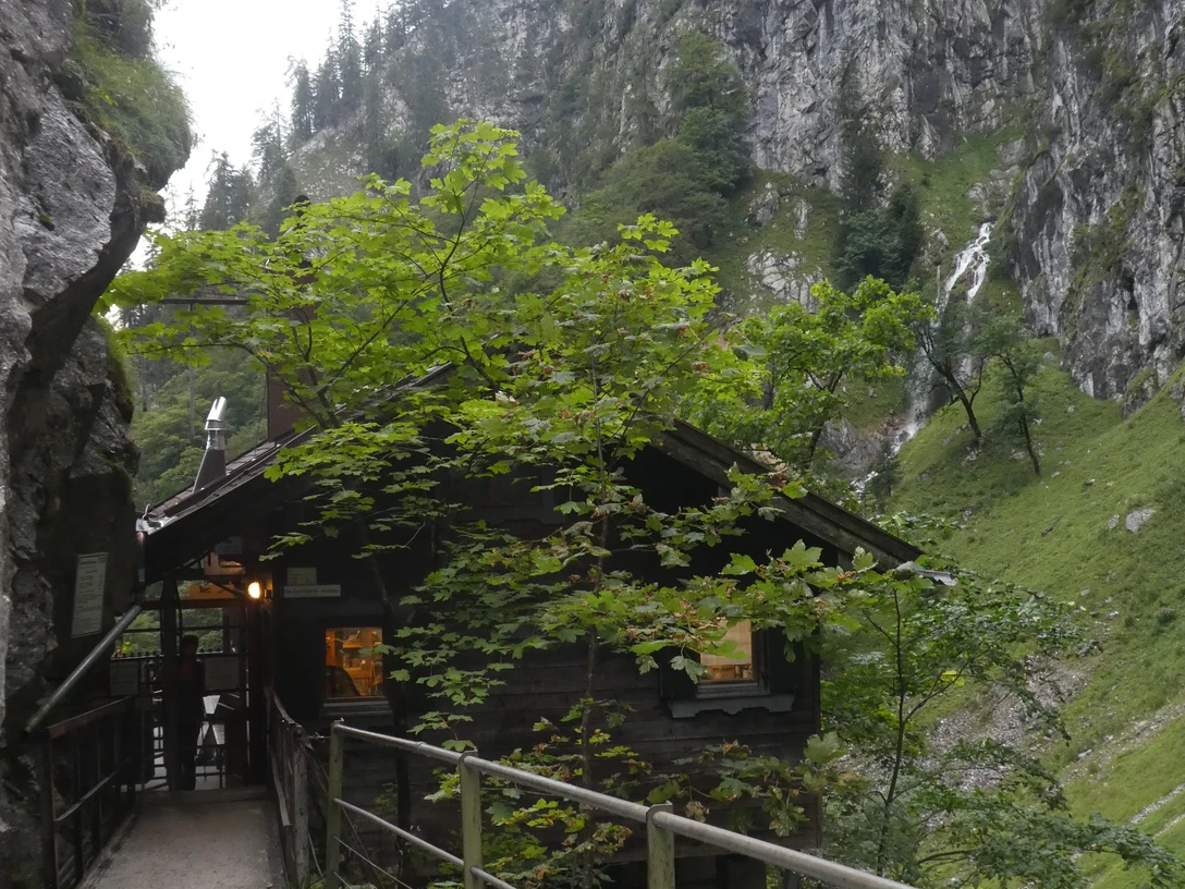 Höllentaleingangshütte