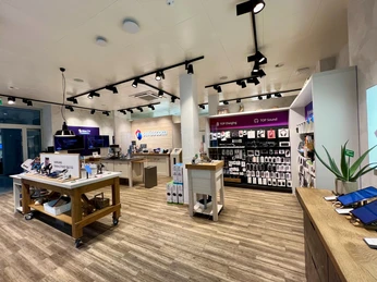 Swisscom Innenansicht 1.jpg