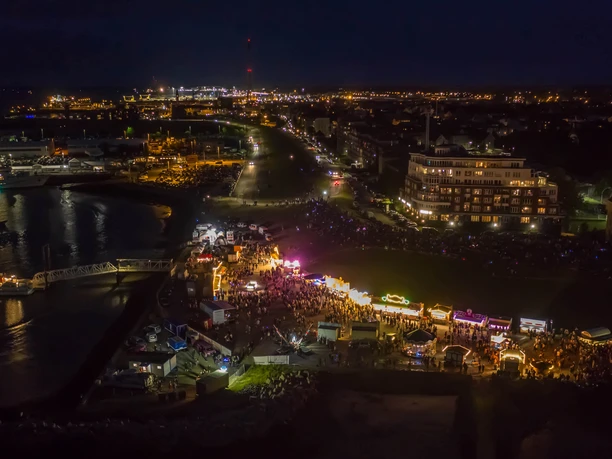 Luftbild Sommerabend am Meer - 2019.08.03 - 22.17.28.jpg