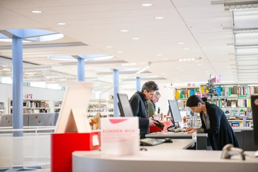 Mediathek Innenansicht.jpg