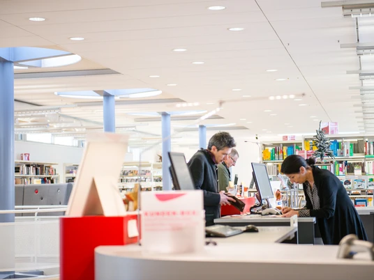 Mediathek Innenansicht.jpg