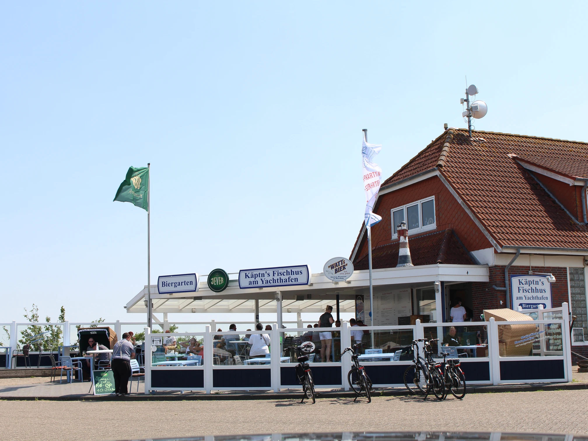 Gastro_Käptn's-Fischhus-am-Yachthafen.JPG