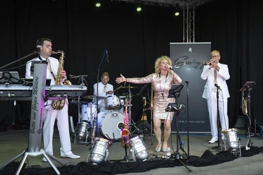 Galaband Swing-OK.jpg