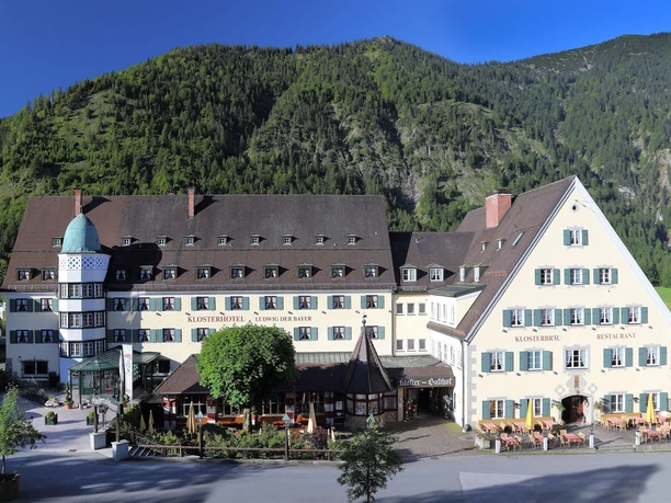 Sommeransicht sommeransicht-ludwig-der-bayer