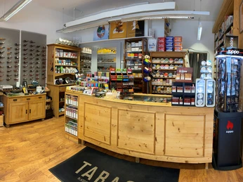 Tabagie Innenansicht neu.jpg