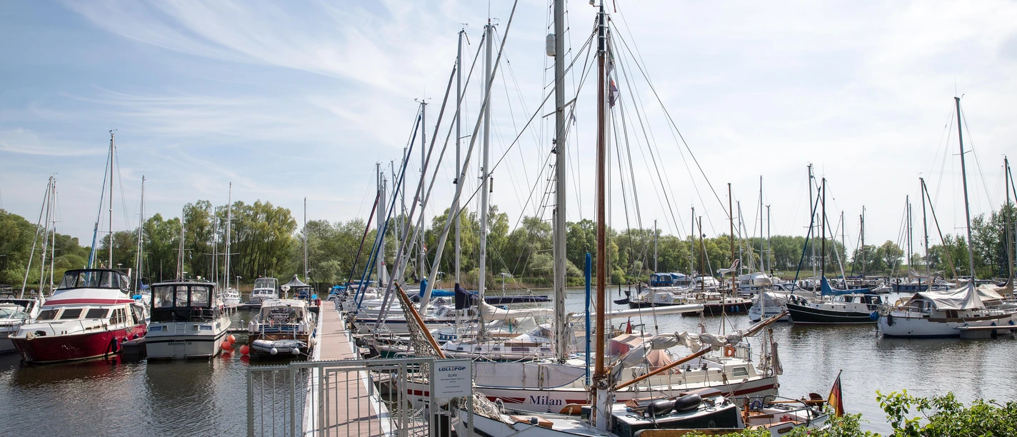 POI_Marina-Hooksiel-Boote.jpg