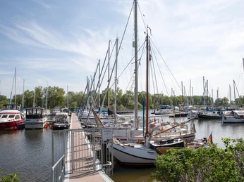 POI_Marina-Hooksiel-Boote.jpg