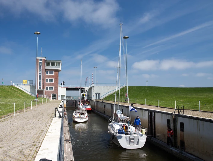 POI_Schleuse-Hooksiel.jpg POI_Schleuse-Hooksiel.jpgPOI_Schleuse-Hooksiel.jpgPOI_Schleuse-Hooksiel.jpgPOI_Schleuse-Hooksiel.jpg