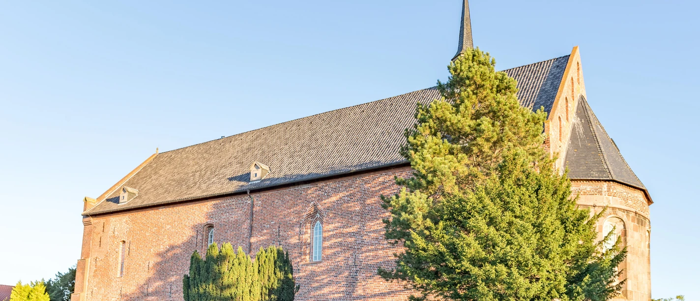 POI_Kirche-St-Johannes-Waddewarden.jpg